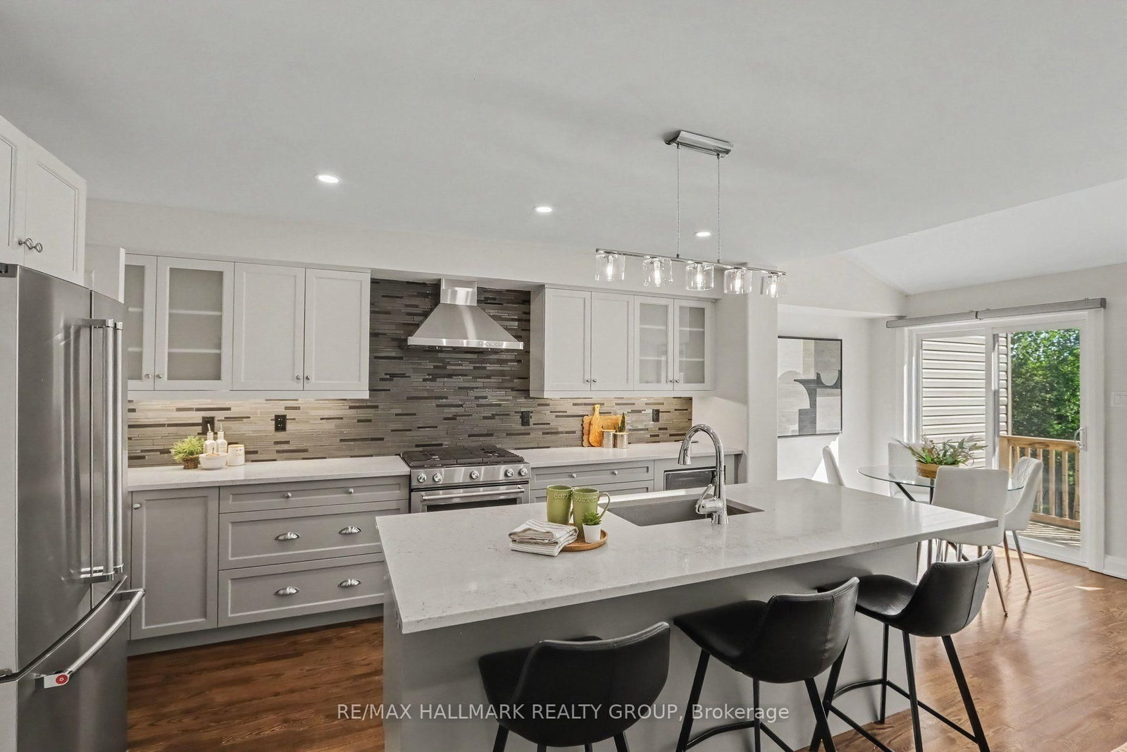 52 Porter Street • Stittsville, ON photo 5