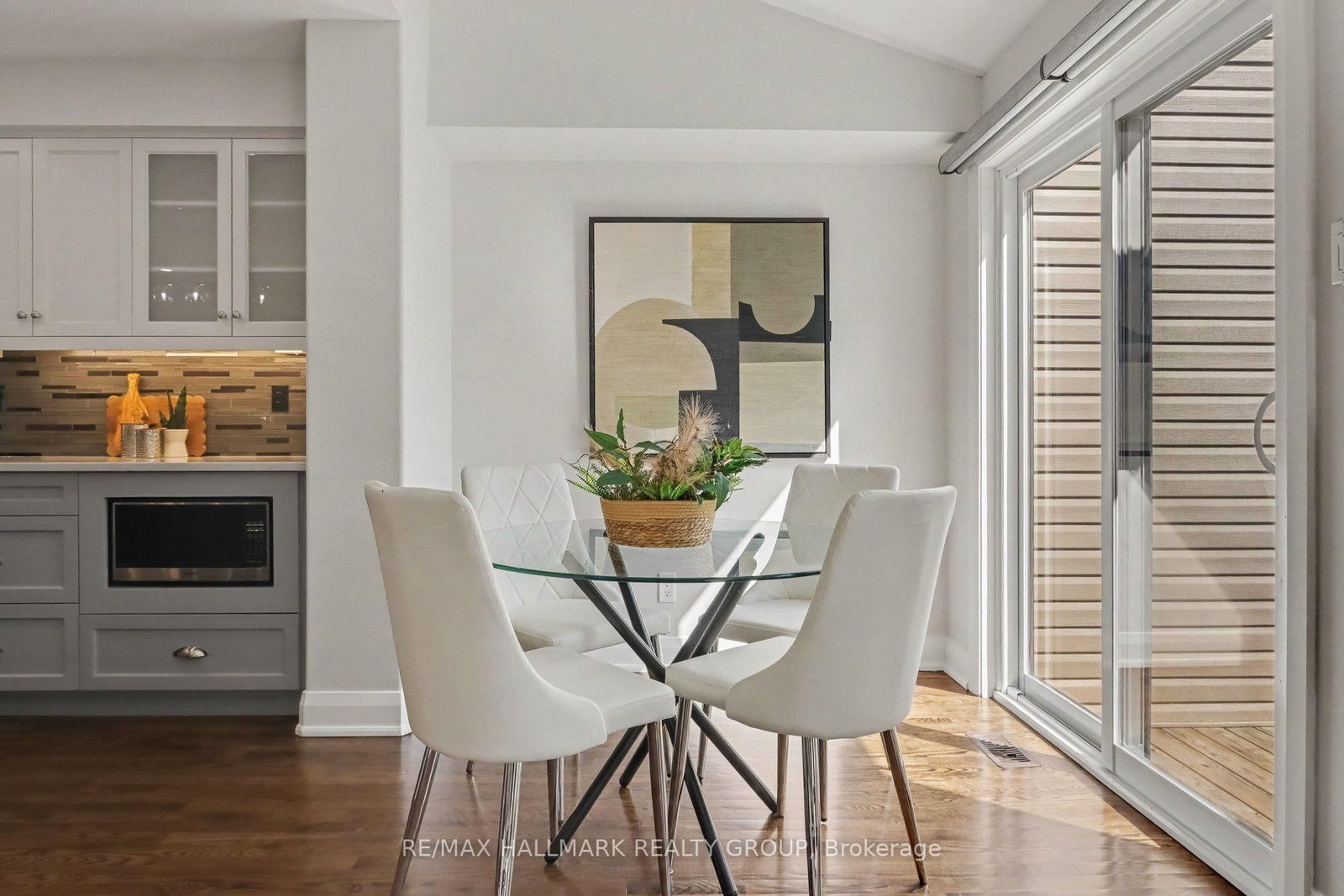 52 Porter Street • Stittsville, ON photo 8
