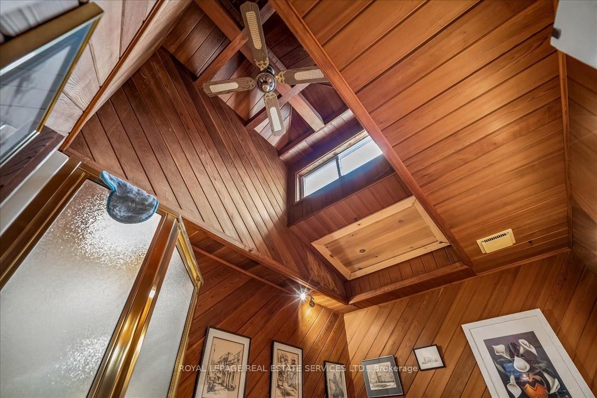 2 14th Street • Grimsby, ON photo 20