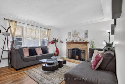 140 Highbury Avenue N • London East, ON photo 5