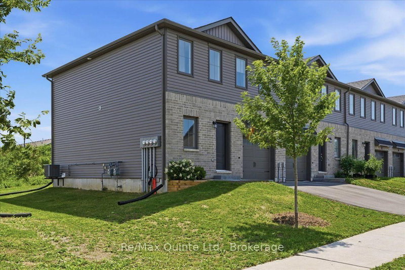 36 Campbell Crescent
