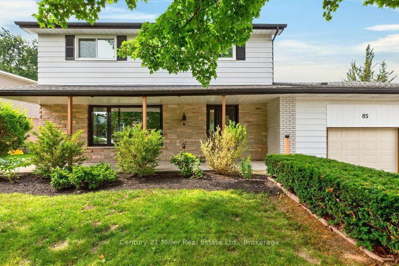 85 Waterford Drive