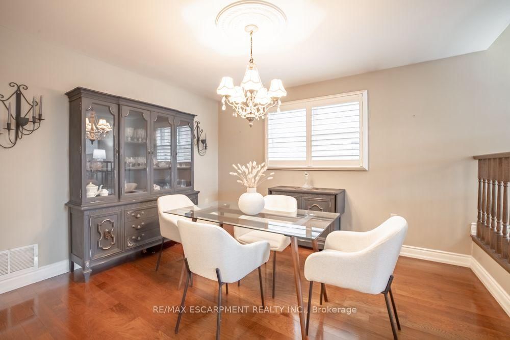 49 Branthaven Drive • Hamilton, ON photo 10