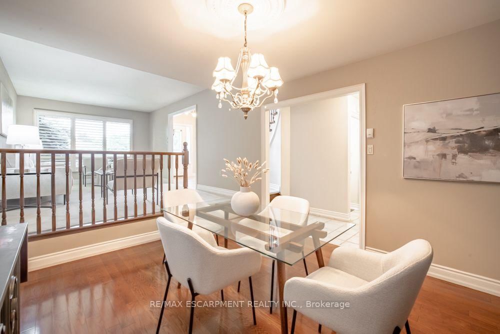 49 Branthaven Drive • Hamilton, ON photo 11