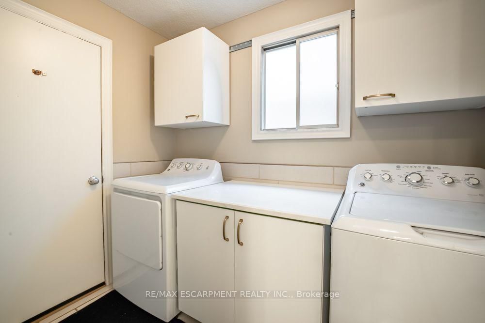 49 Branthaven Drive • Hamilton, ON photo 21