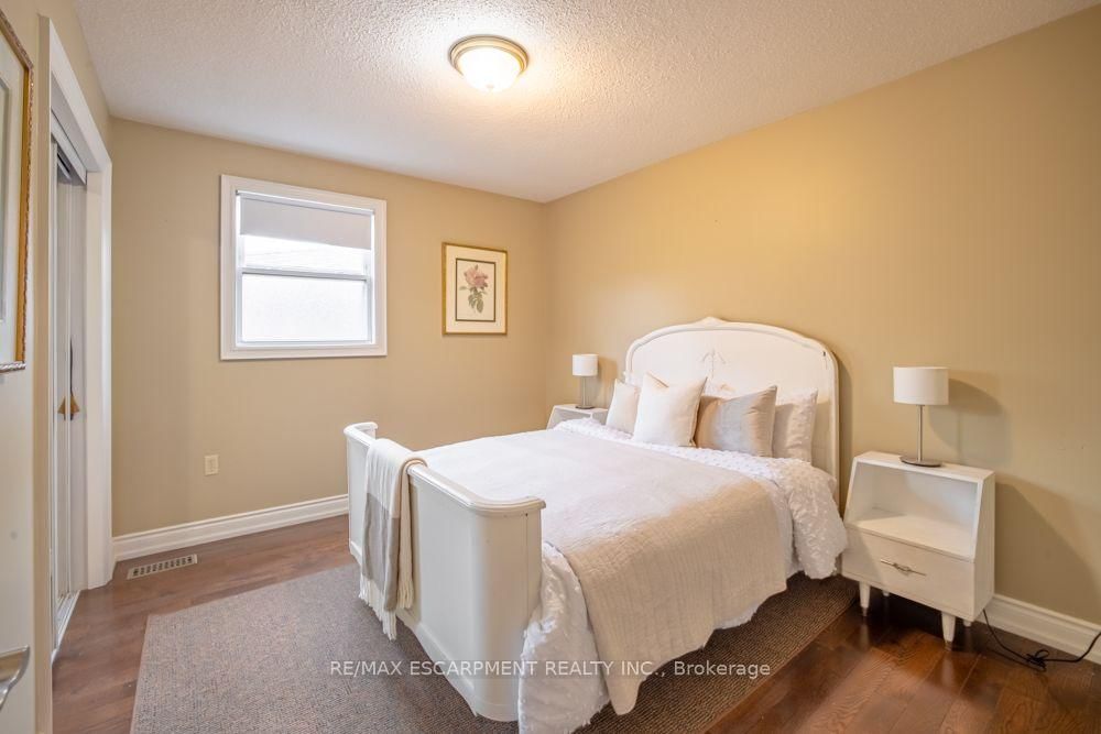49 Branthaven Drive • Hamilton, ON photo 28