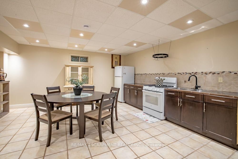 49 Branthaven Drive • Hamilton, ON photo 31