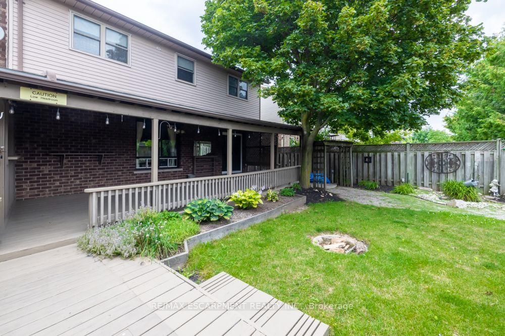 49 Branthaven Drive • Hamilton, ON photo 37