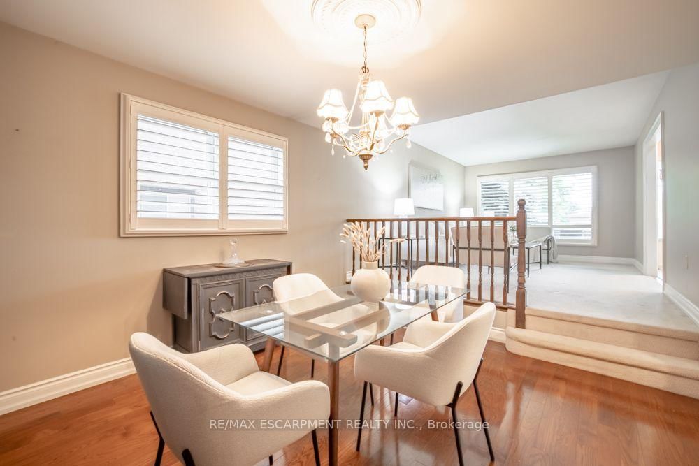 49 Branthaven Drive • Hamilton, ON photo 9