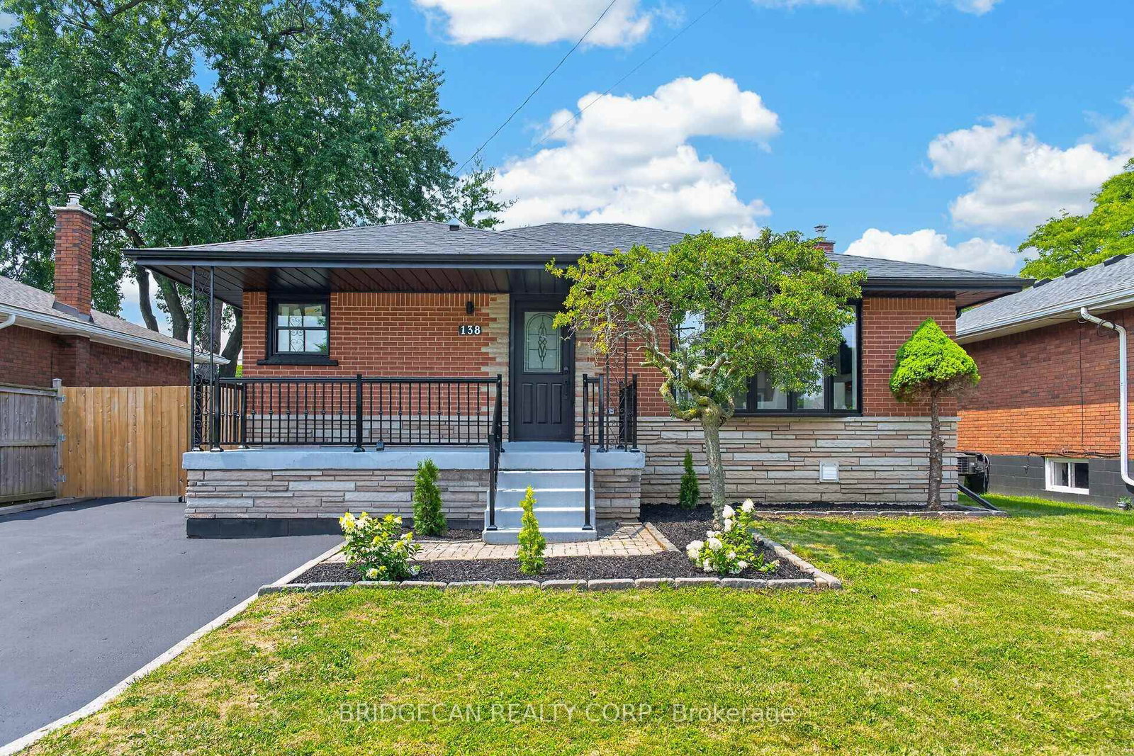 138 Rendell Boulevard • Hamilton, ON photo 2
