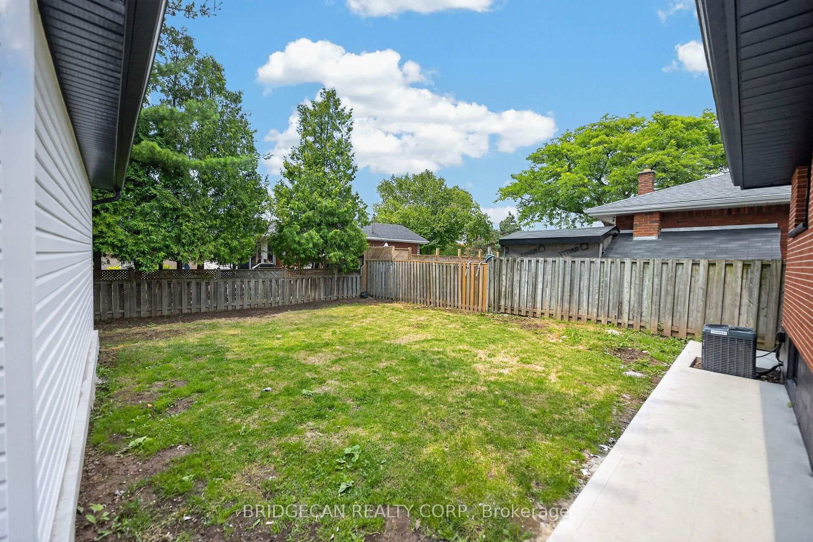 138 Rendell Boulevard • Hamilton, ON photo 43