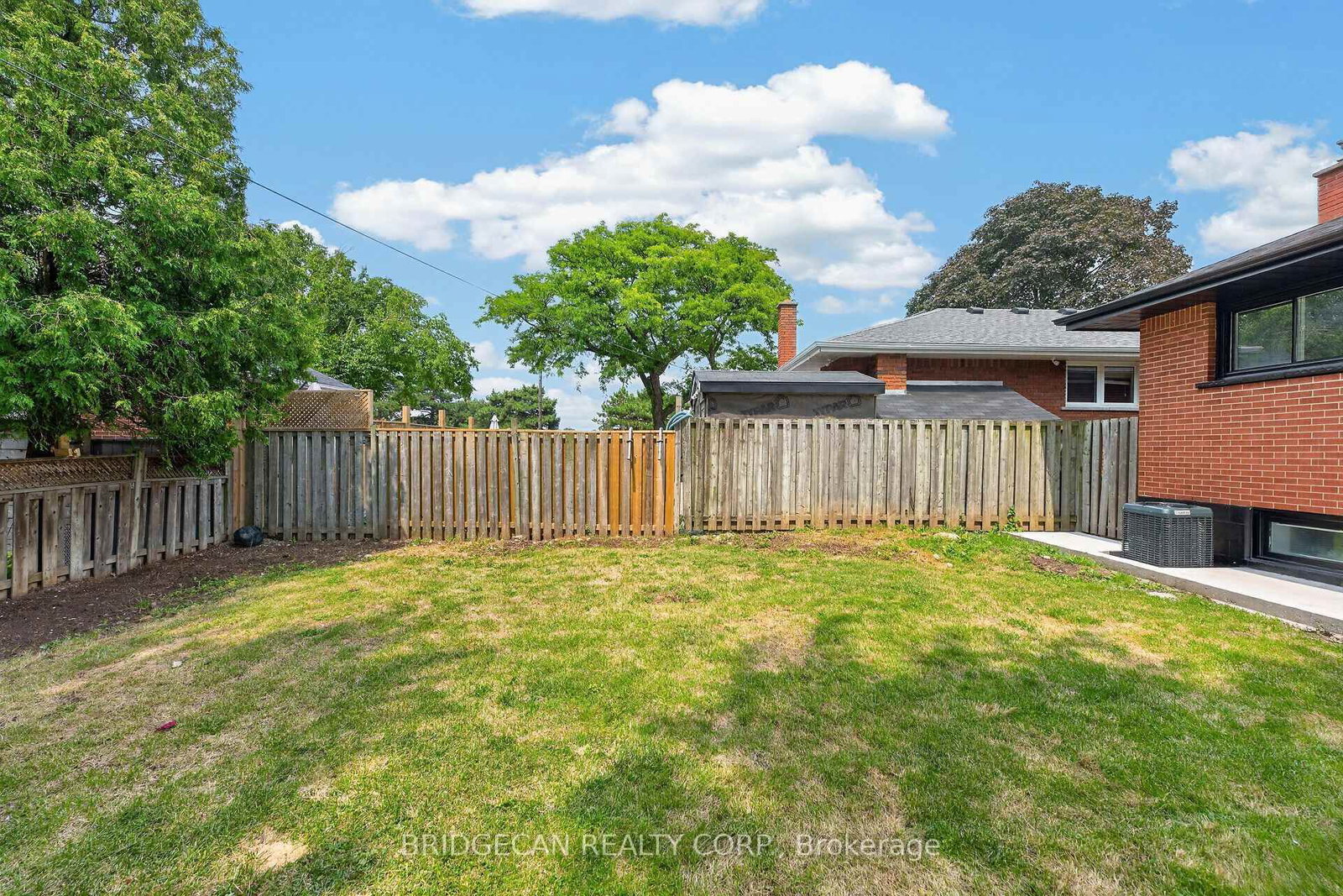 138 Rendell Boulevard • Hamilton, ON photo 44