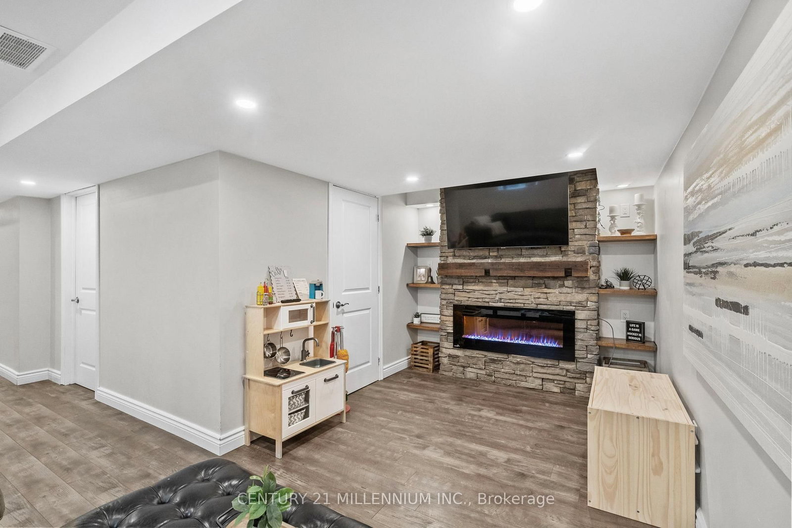 22 Limera Avenue • Woolwich, ON photo 30
