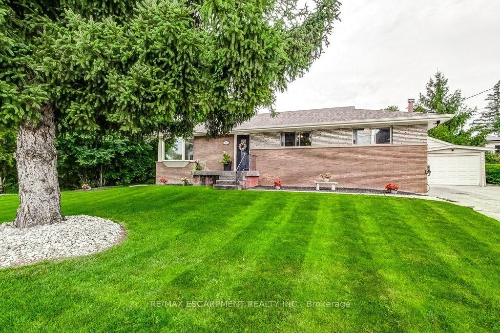 56 Barton Street • Hamilton, ON photo 8