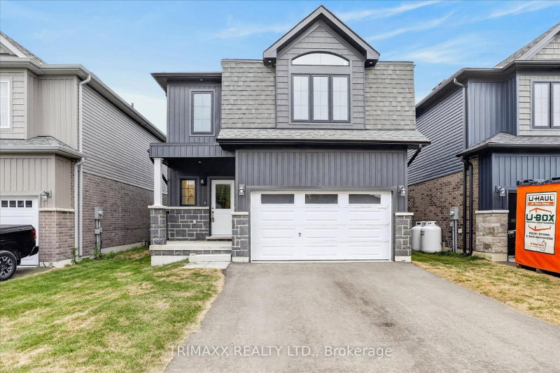 56 Hillcroft Way