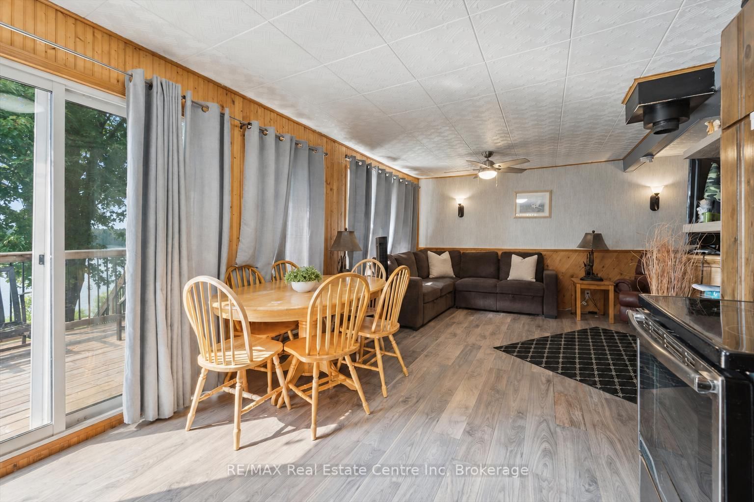 729 SEVENTH Street • Centre Wellington, ON photo 5