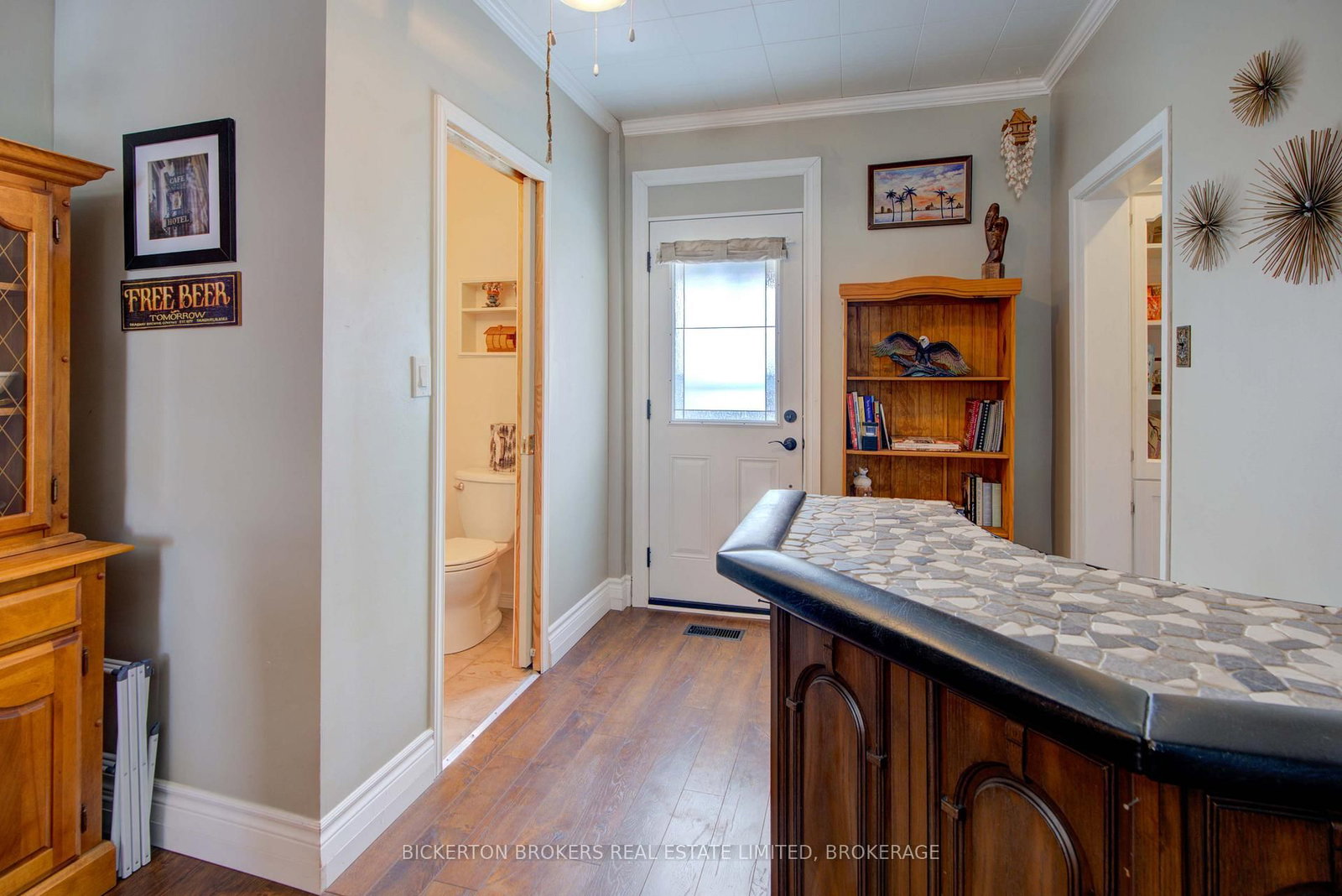 292 William Street N • Gananoque, ON photo 14