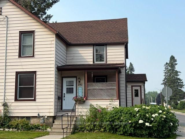 292 William Street N • Gananoque, ON photo 49