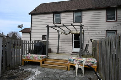 292 William Street N • Gananoque, ON photo 6
