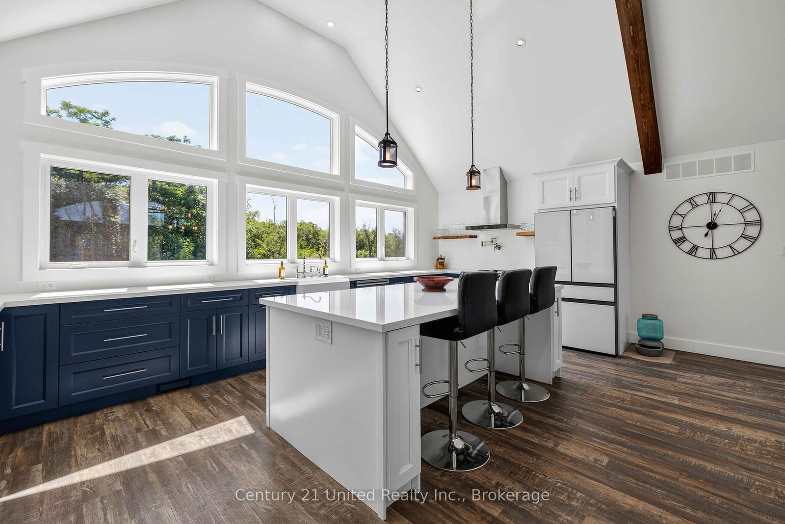 27 Awbrie Lane • Otonabee-South Monaghan, ON photo 10
