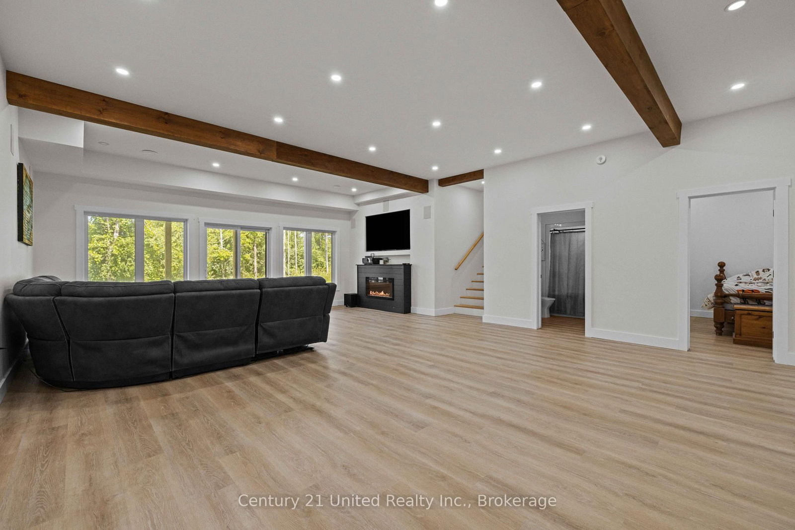 27 Awbrie Lane • Otonabee-South Monaghan, ON photo 25