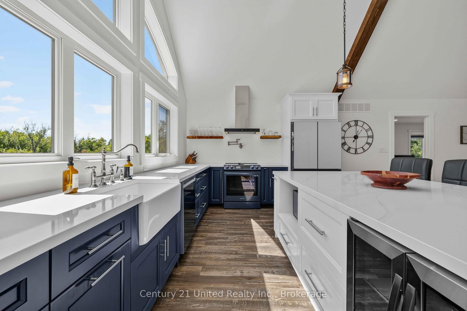 27 Awbrie Lane • Otonabee-South Monaghan, ON photo 6
