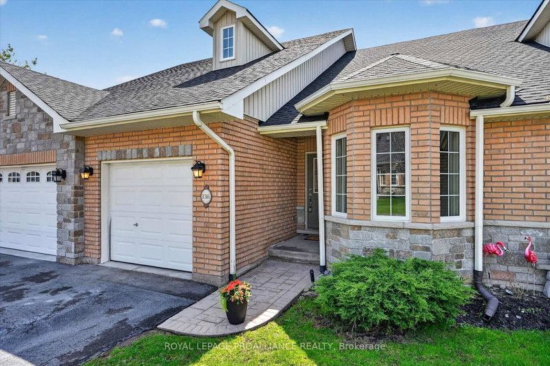 138 Village Crescent