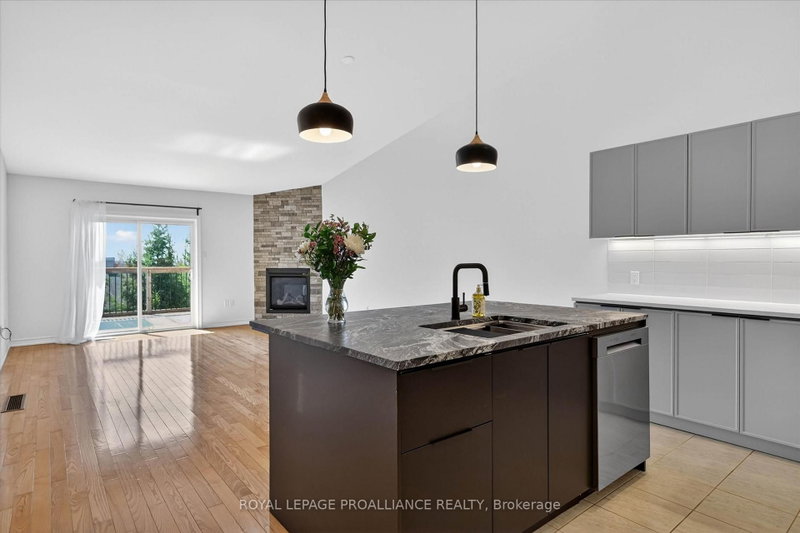 138 Village Crescent