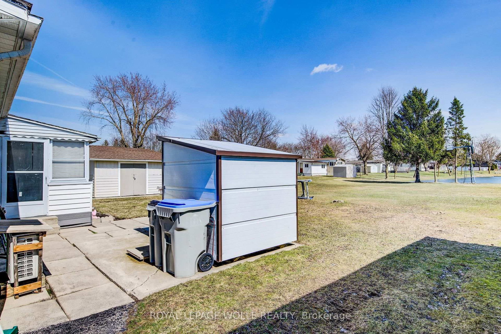 21 Fairview Crescent • North Perth, ON photo 28