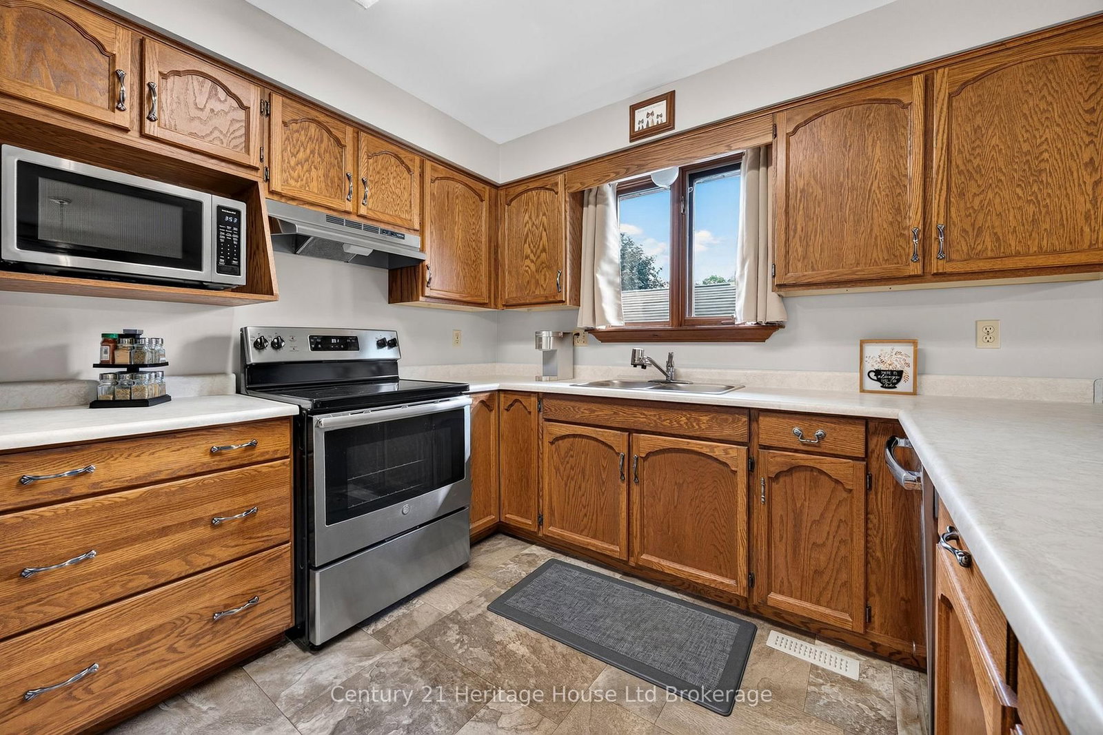 174 Metcalfe Street • Ingersoll, ON photo 11