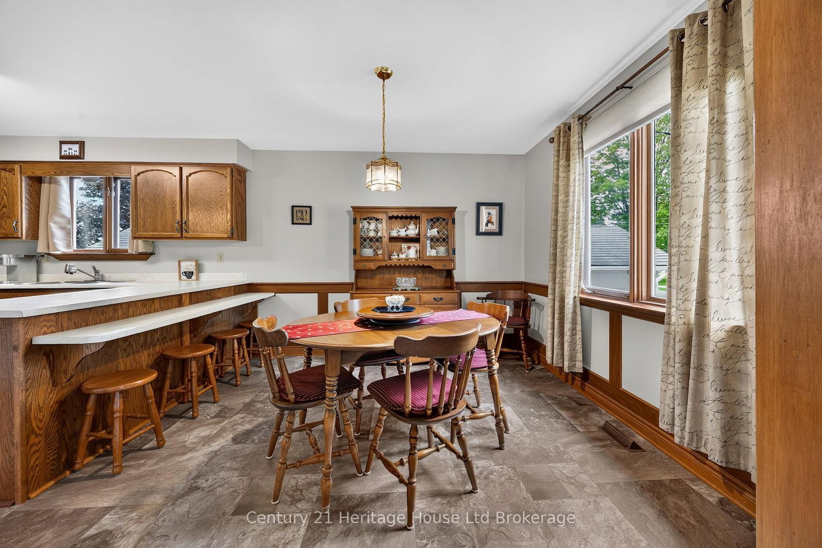 174 Metcalfe Street • Ingersoll, ON photo 9