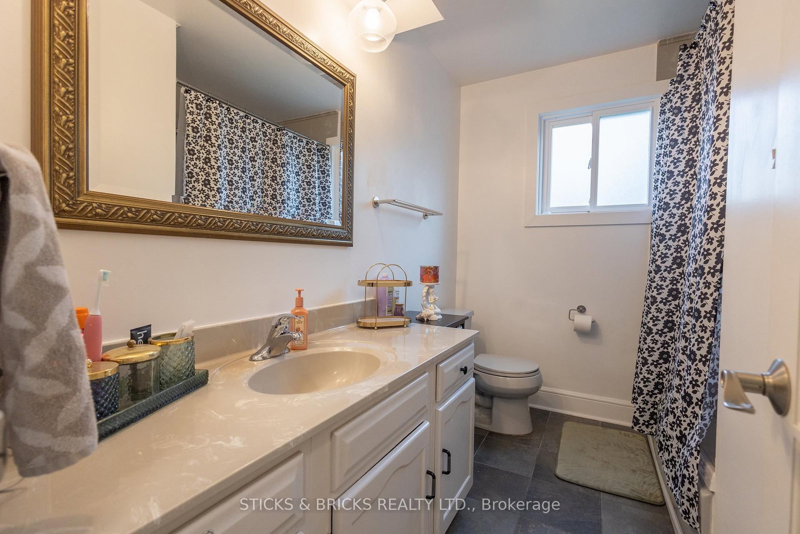 4479 Mitchell Avenue • Niagara Falls, ON photo 10