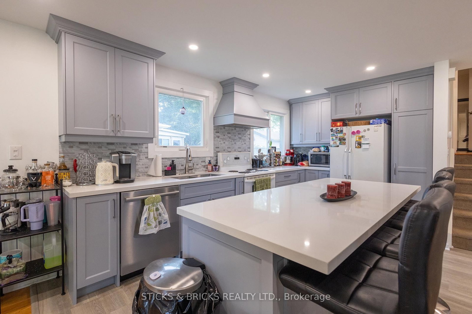 4479 Mitchell Avenue • Niagara Falls, ON photo 4