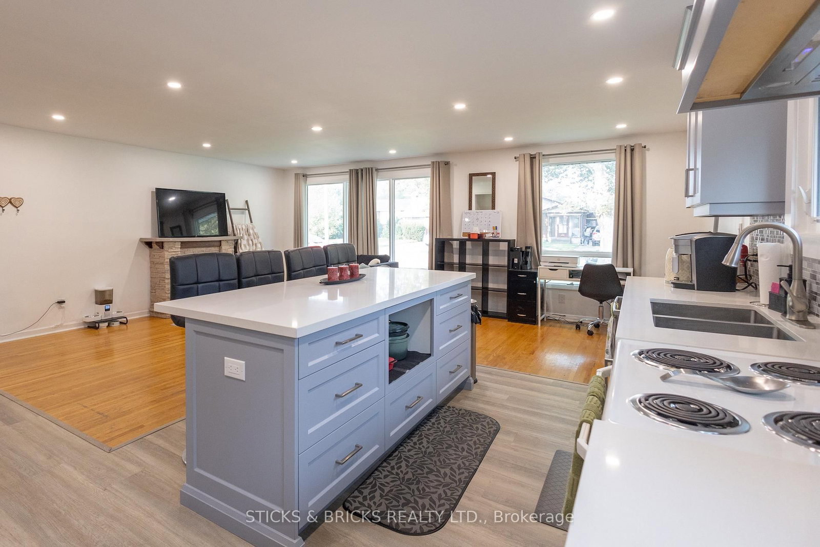 4479 Mitchell Avenue • Niagara Falls, ON photo 5