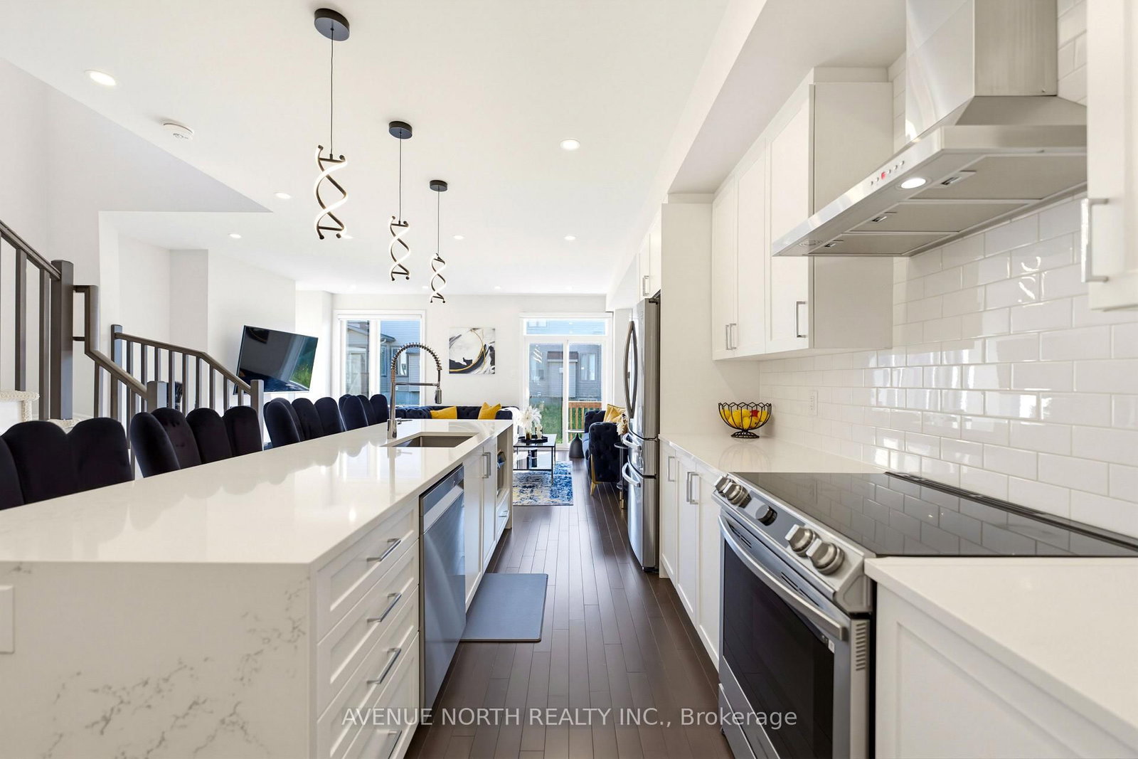 321 Grackle Street • Ottawa, ON photo 12