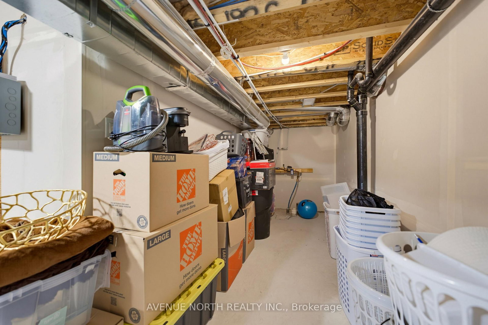321 Grackle Street • Ottawa, ON photo 39