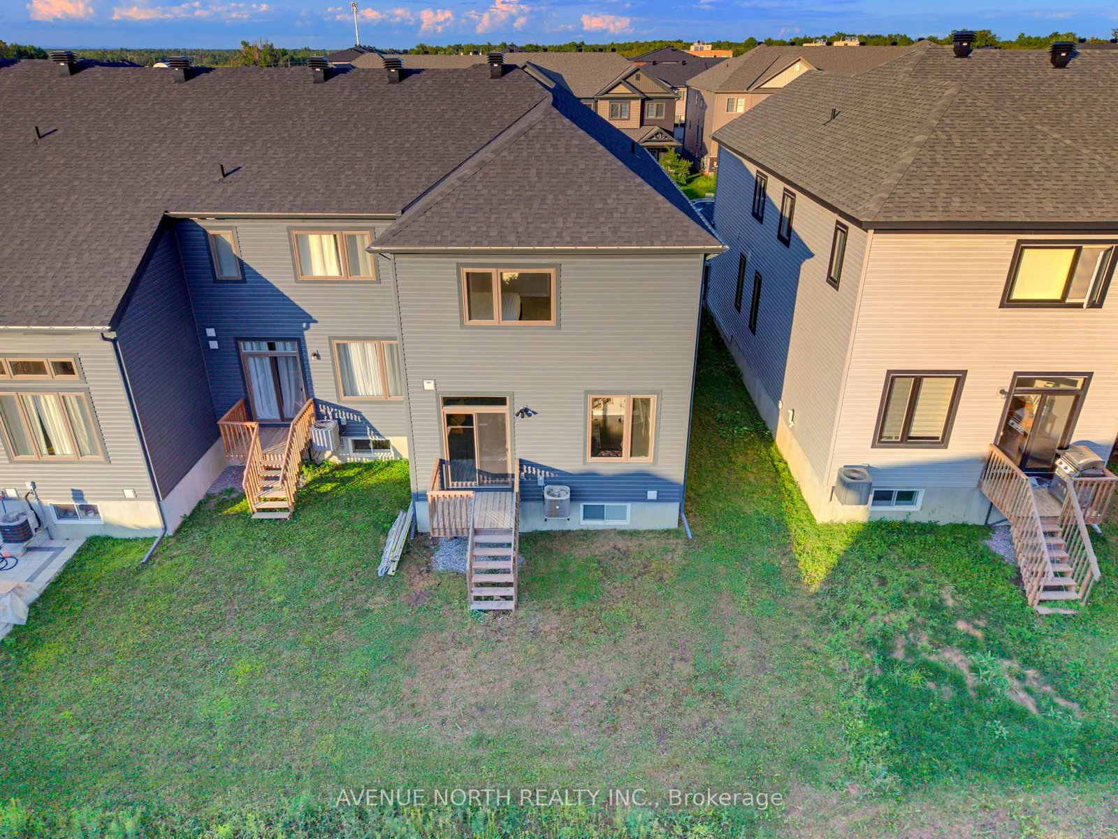 321 Grackle Street • Ottawa, ON photo 44