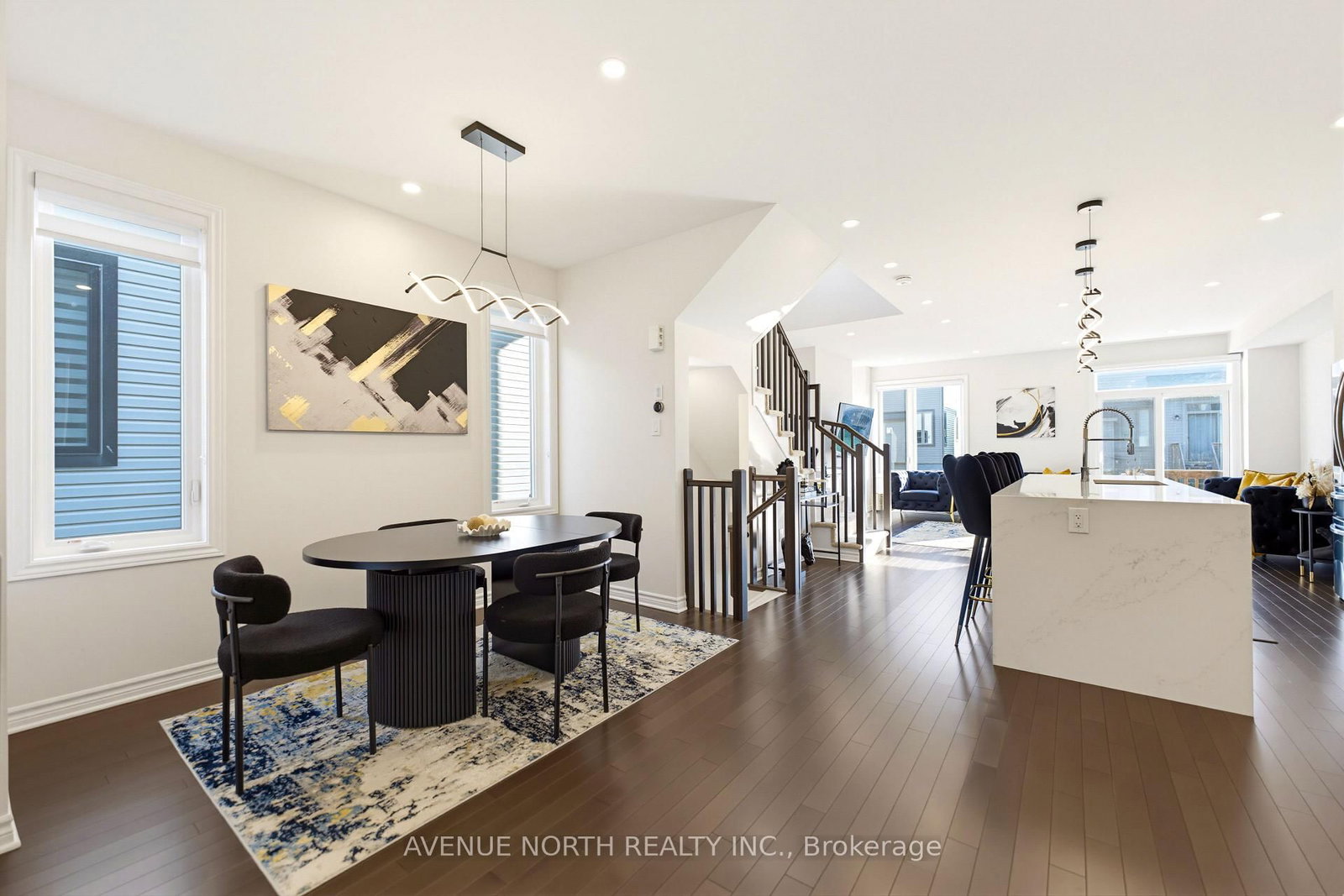 321 Grackle Street • Ottawa, ON photo 8