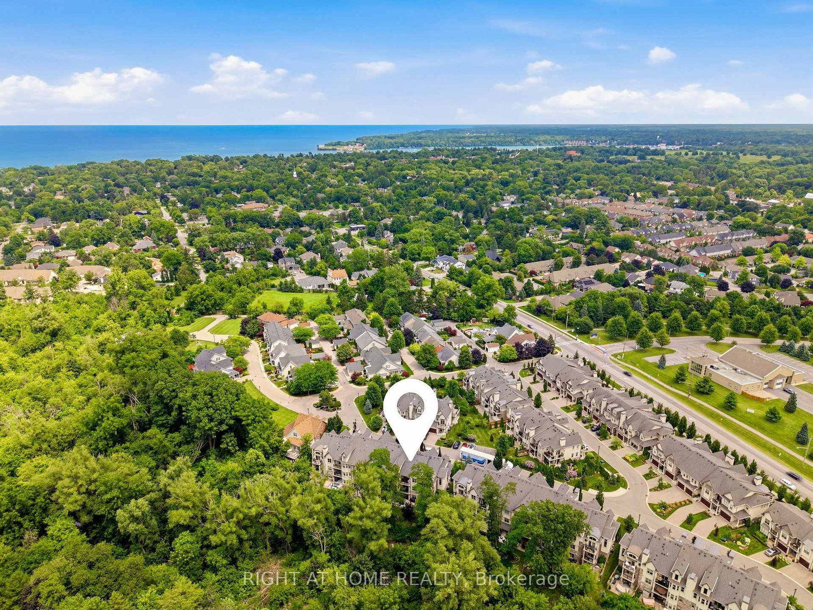 14 Aberdeen Lane S • Niagara-on-the-Lake, ON photo 39
