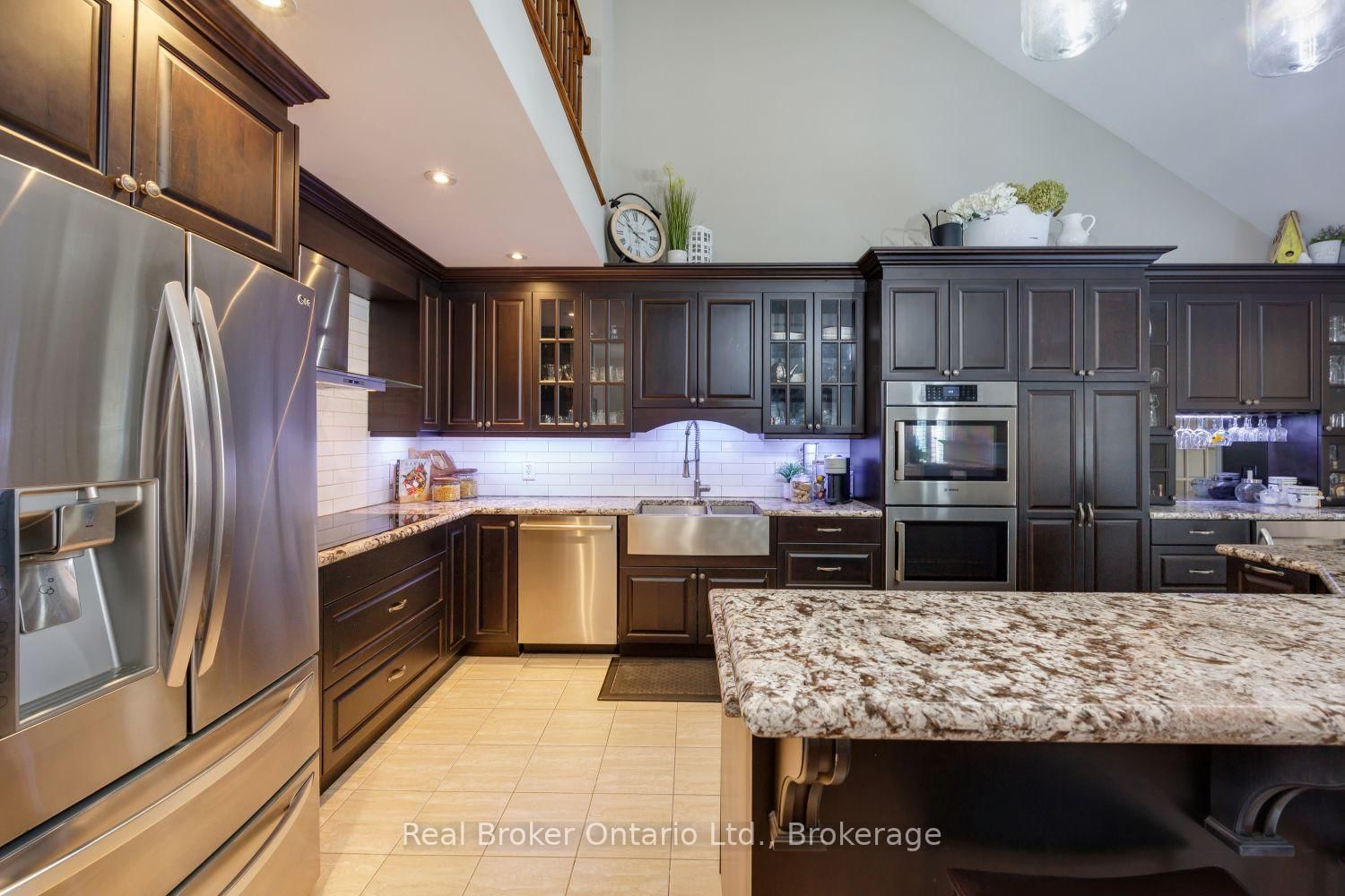 11 Greenaway Circle • Port Hope, ON photo 9