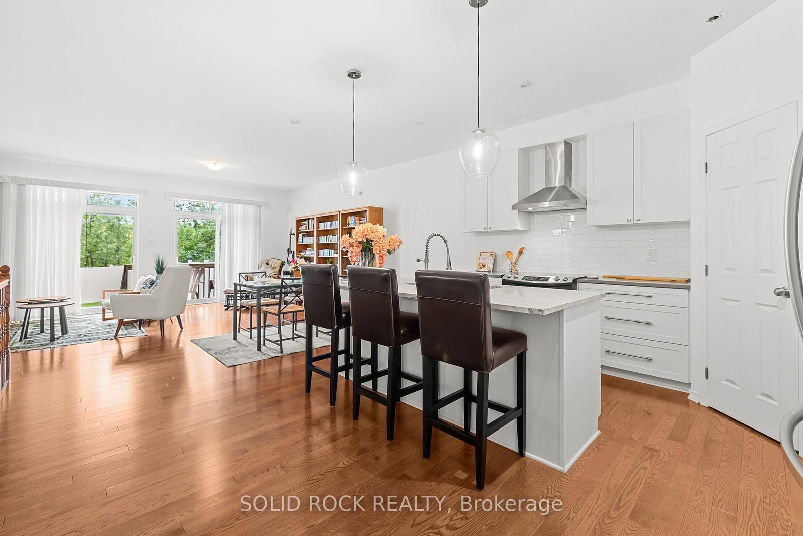 6617 Calwood Avenue E • Greely, ON photo 6