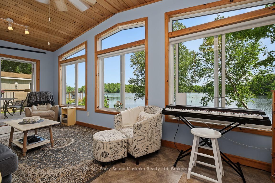 18 Maple Trail • McDougall, ON photo 15