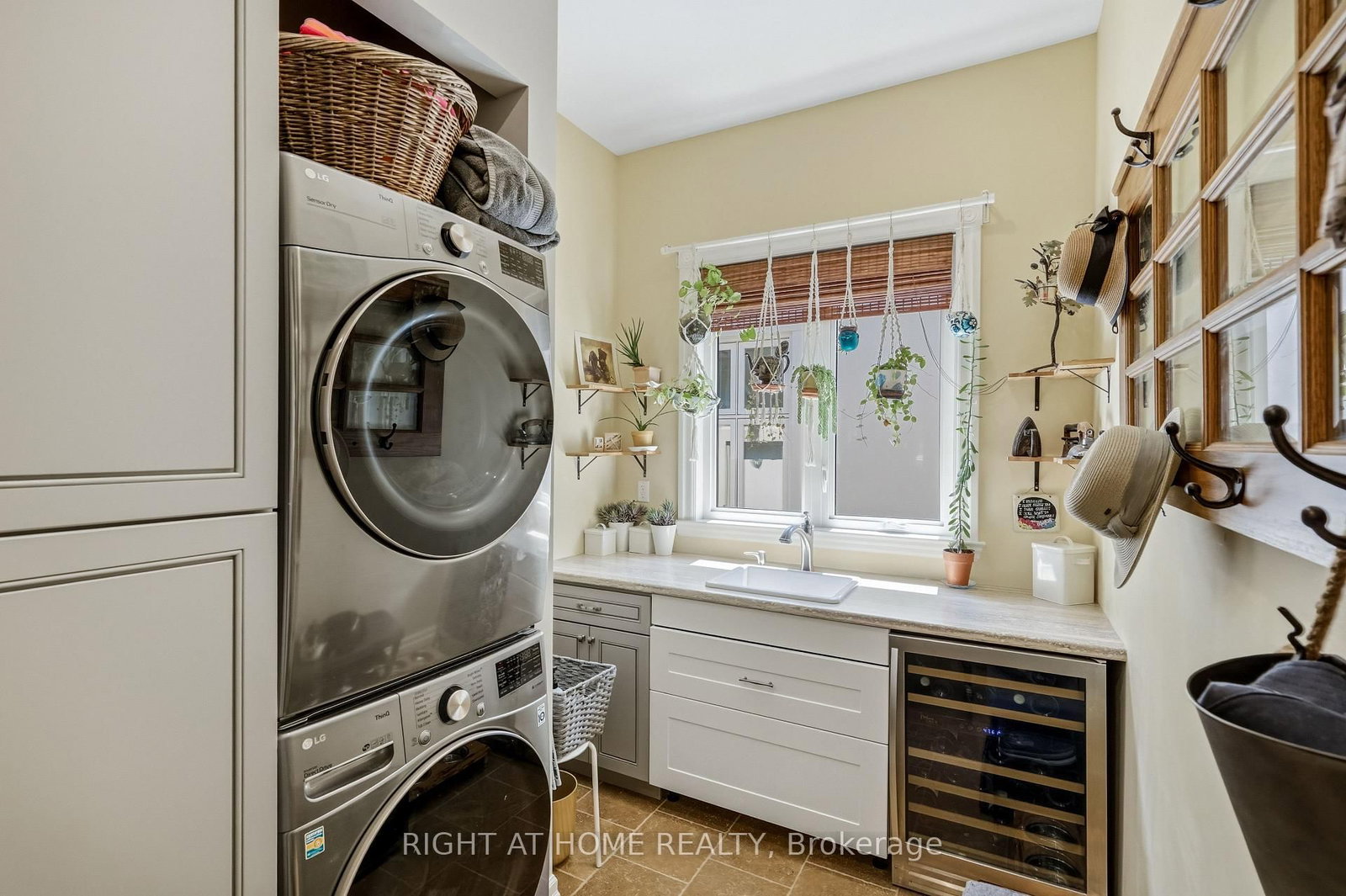 411 Nassau Street • Niagara-on-the-Lake, ON photo 28