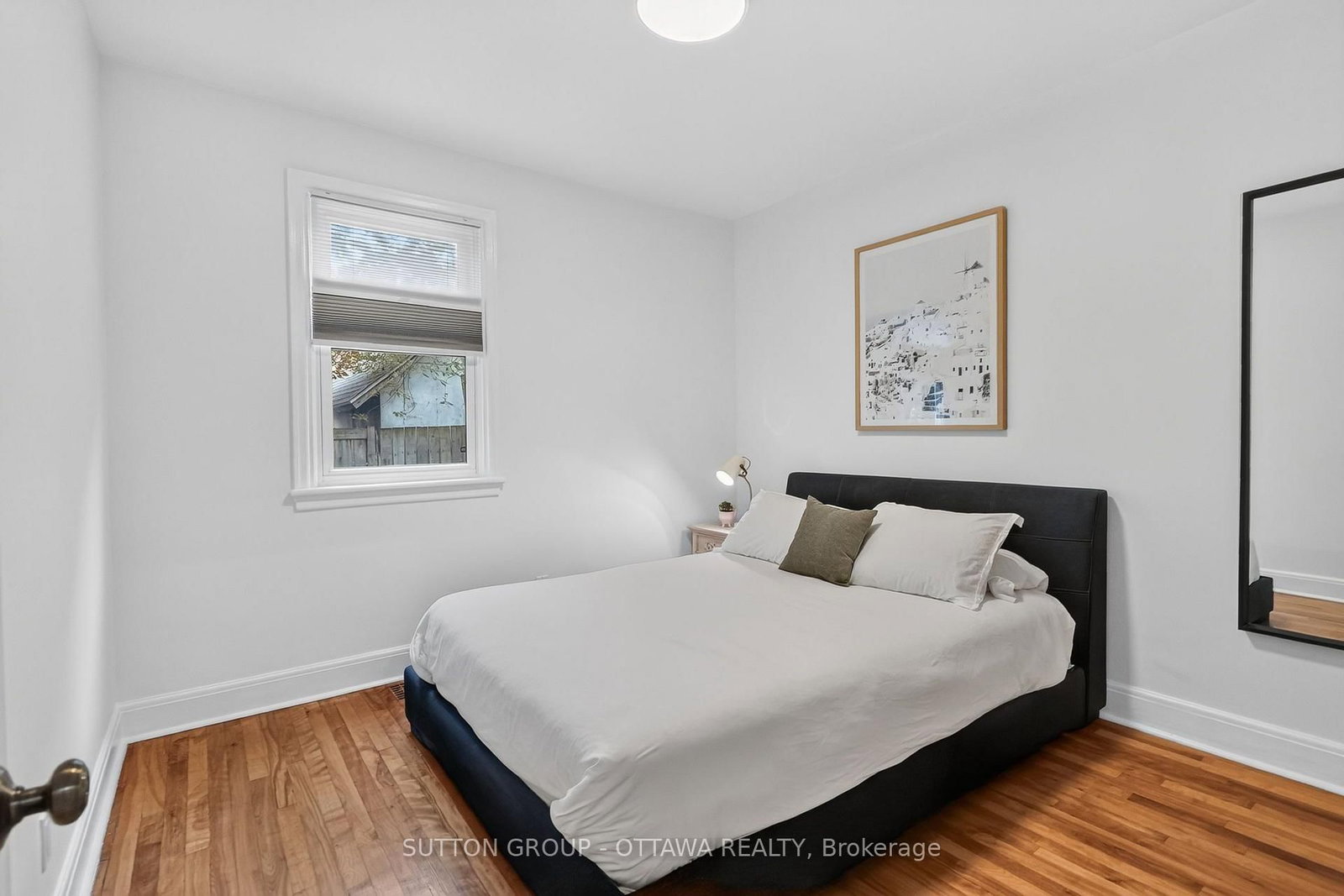 38 MELROSE Avenue • Ottawa, ON photo 8