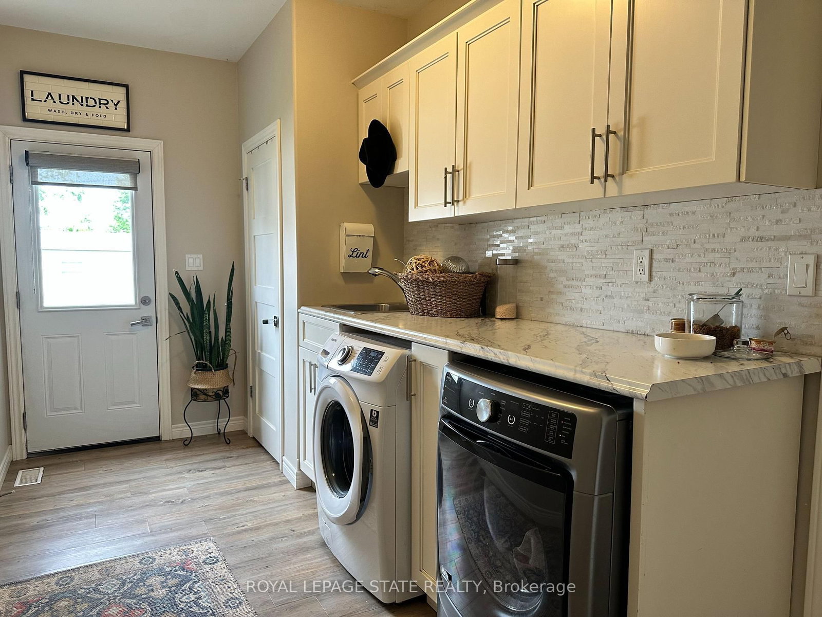 3176 Lakeshore Road • Haldimand, ON photo 30