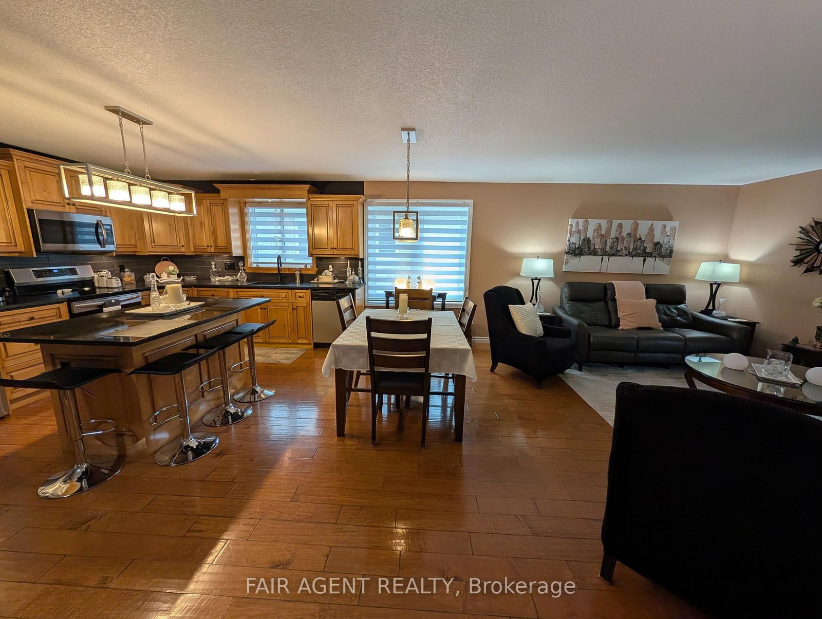 110 MILTON SEILER Crescent • Minto, ON photo 10