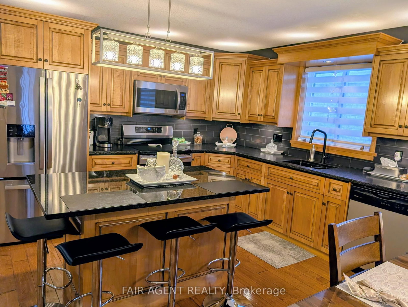 110 MILTON SEILER Crescent • Minto, ON photo 13