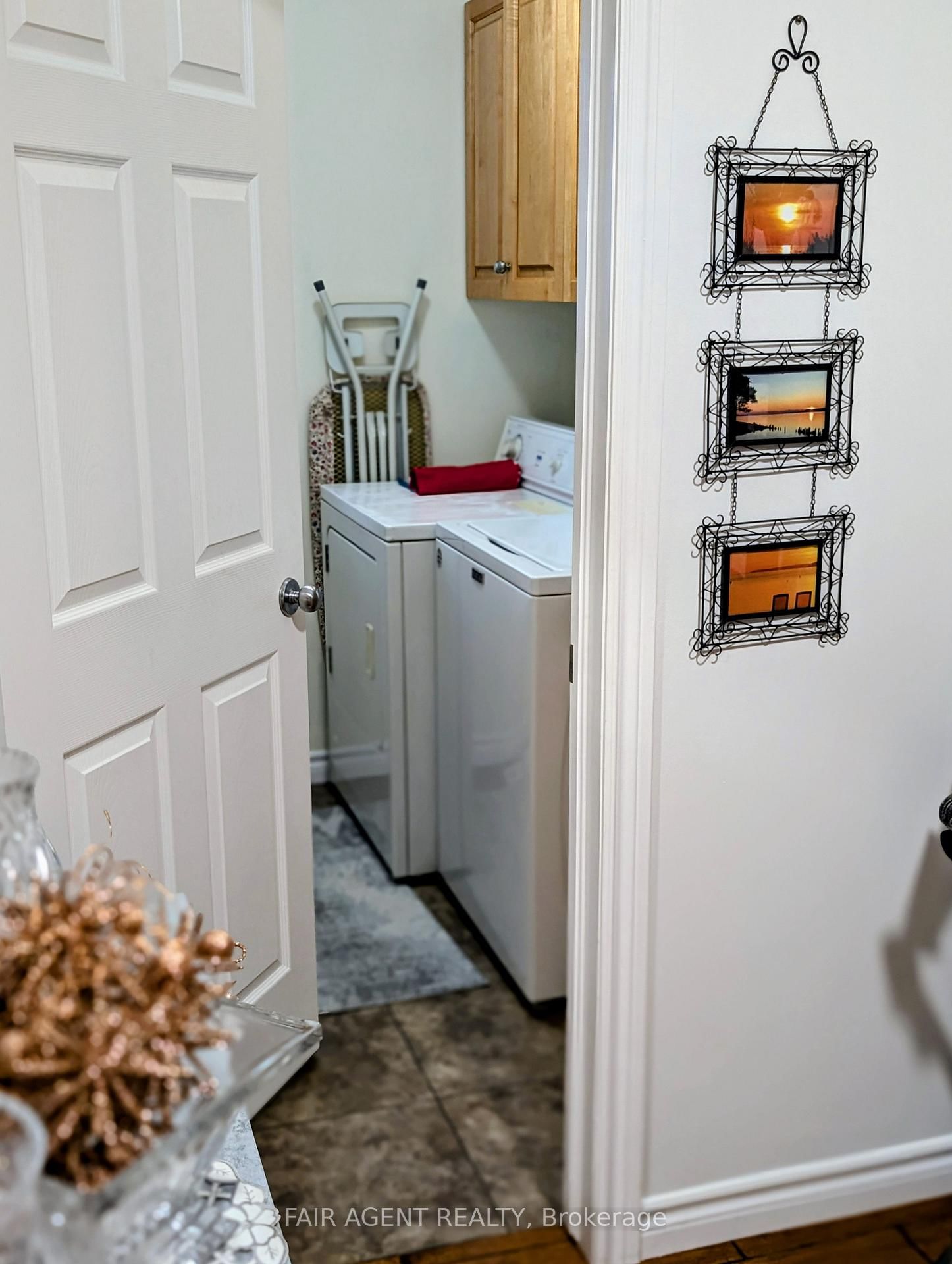 110 MILTON SEILER Crescent • Minto, ON photo 24