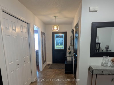 110 MILTON SEILER Crescent • Minto, ON photo 4