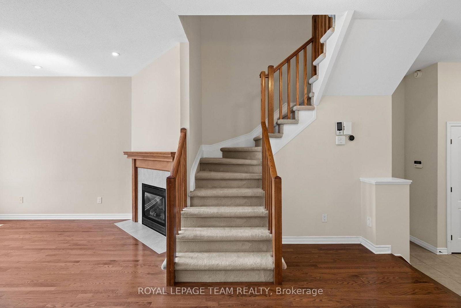 84 Selhurst Avenue • Ottawa, ON photo 18